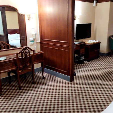 Duke Business Hotel Taoyuan Eksteriør billede