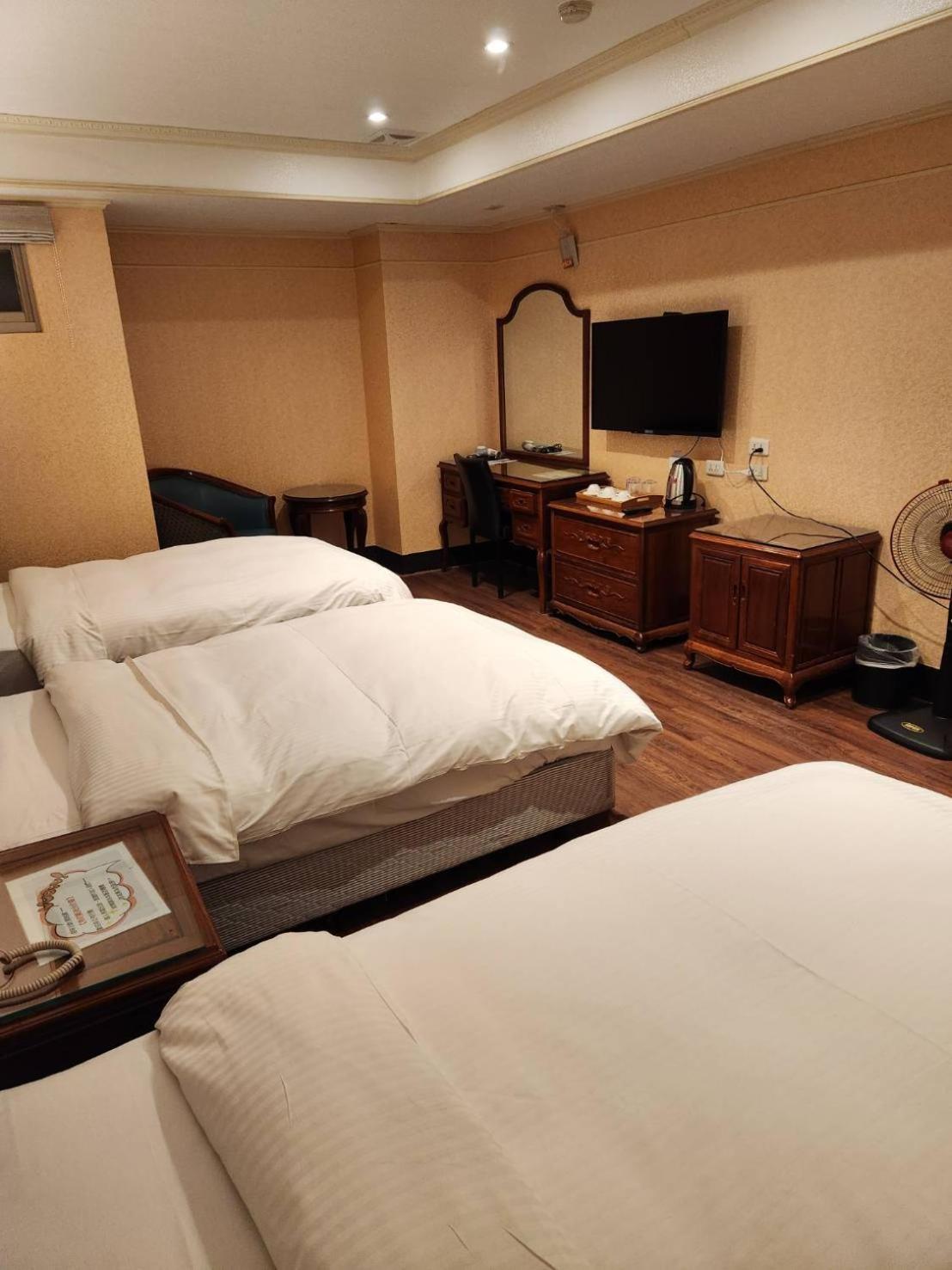 Duke Business Hotel Taoyuan Eksteriør billede
